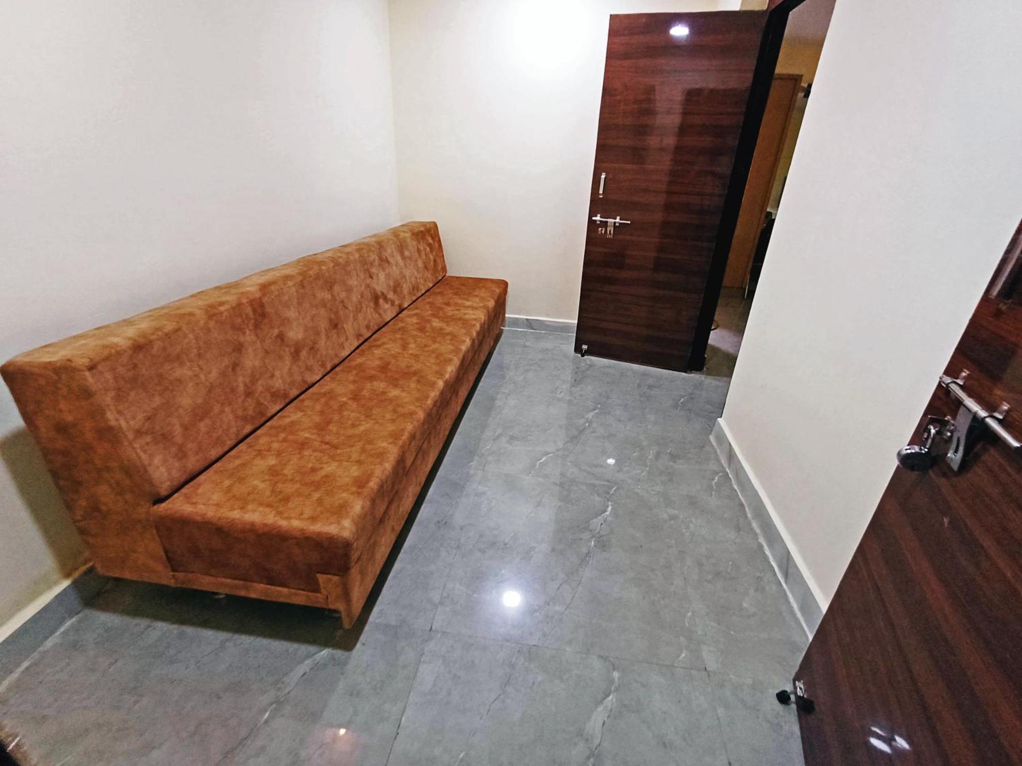 גולבארגה Udupi Deluxe Lodge Gulbarga מראה חיצוני תמונה